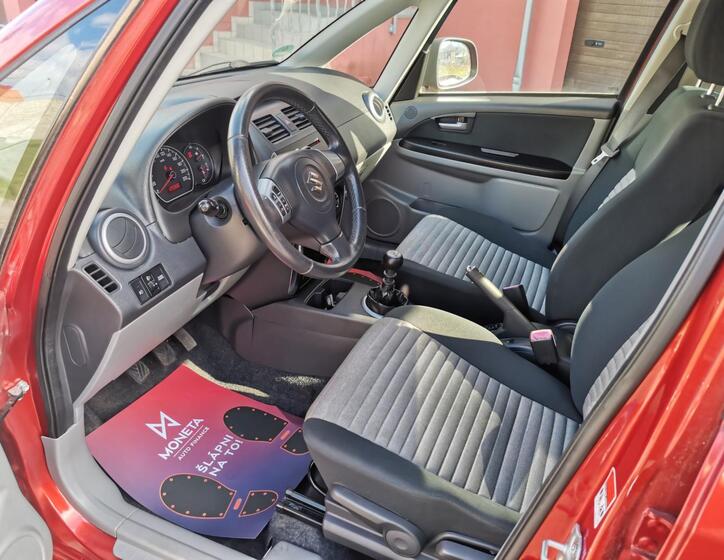 Suzuki SX4 10