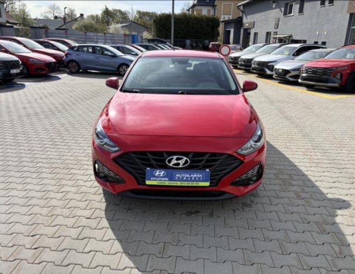 Hyundai i30 Hatchback 998,0 88 kw