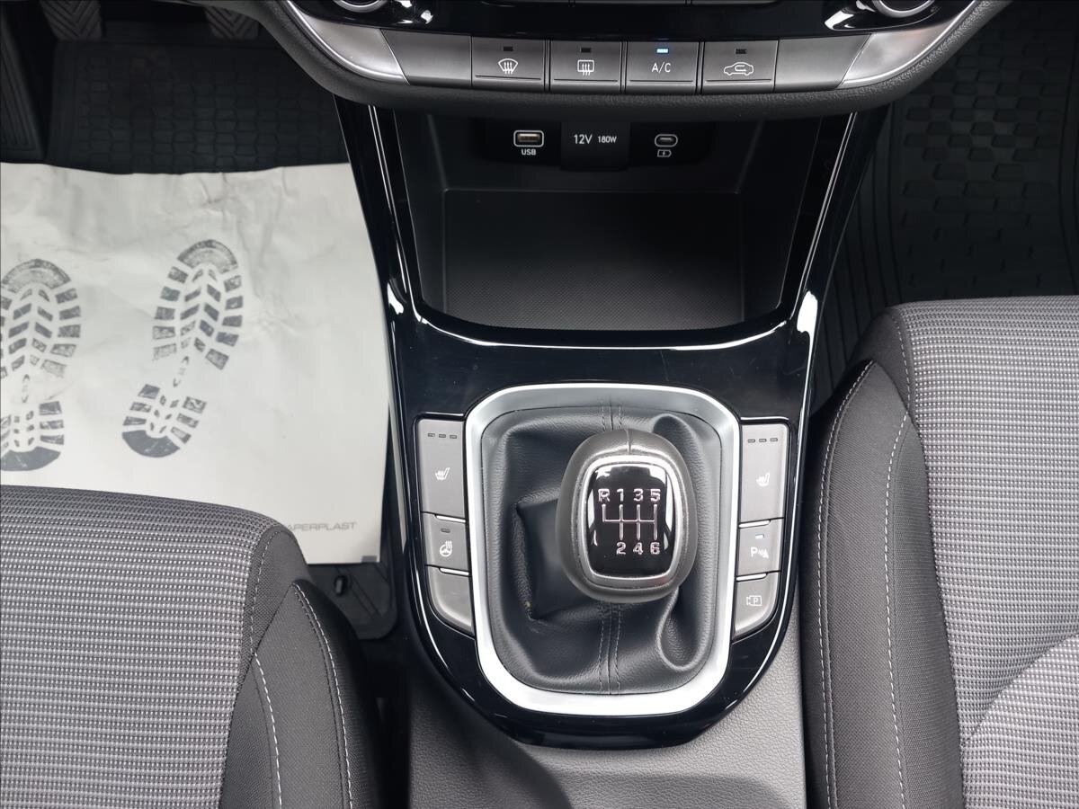 Hyundai i30 Hatchback 1,5 l 70 kw