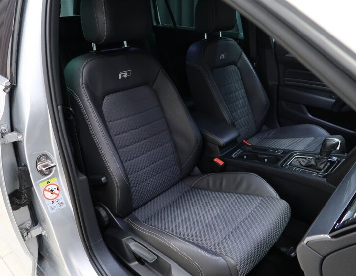 Volkswagen Passat Kombi 2,0 l 147 kw