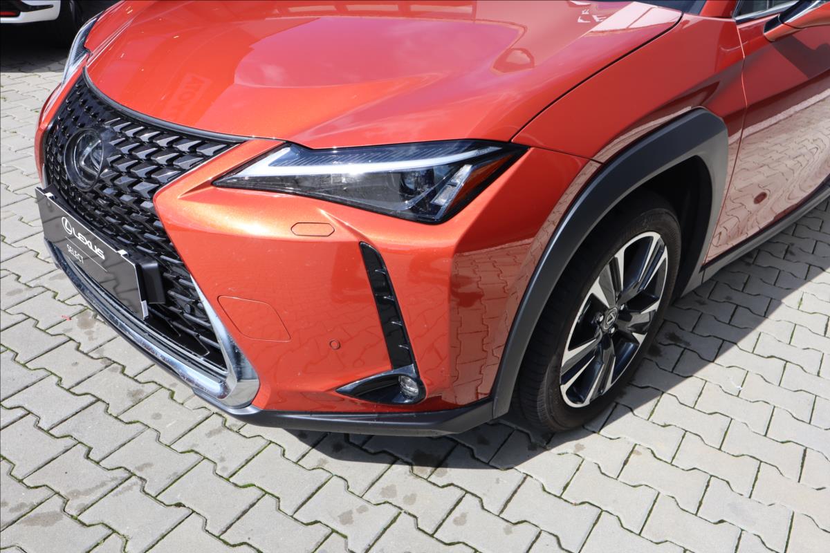Lexus UX 250h