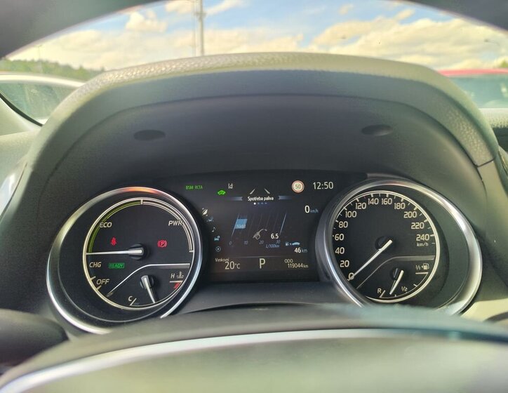 Toyota Camry Sedan / Limuzína 2,5 l 160 kw