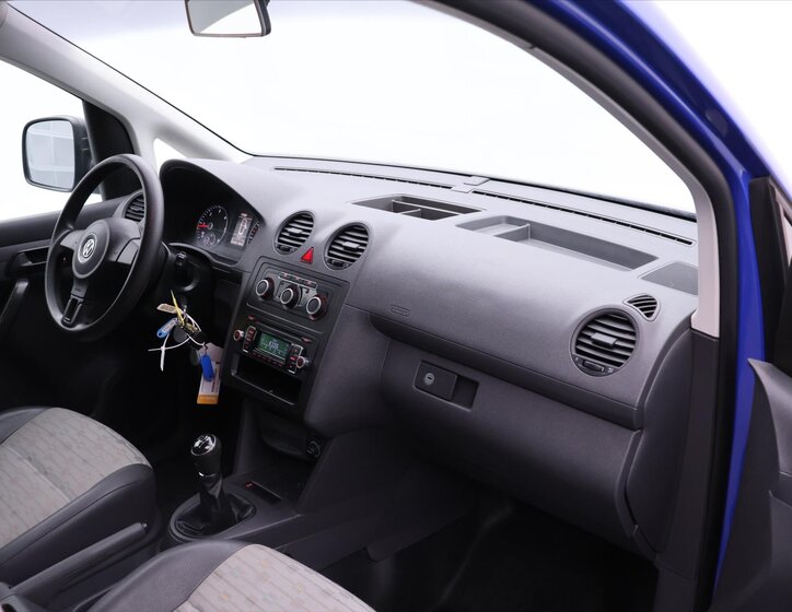 Volkswagen Caddy Skříň 2,0 l 81 kw