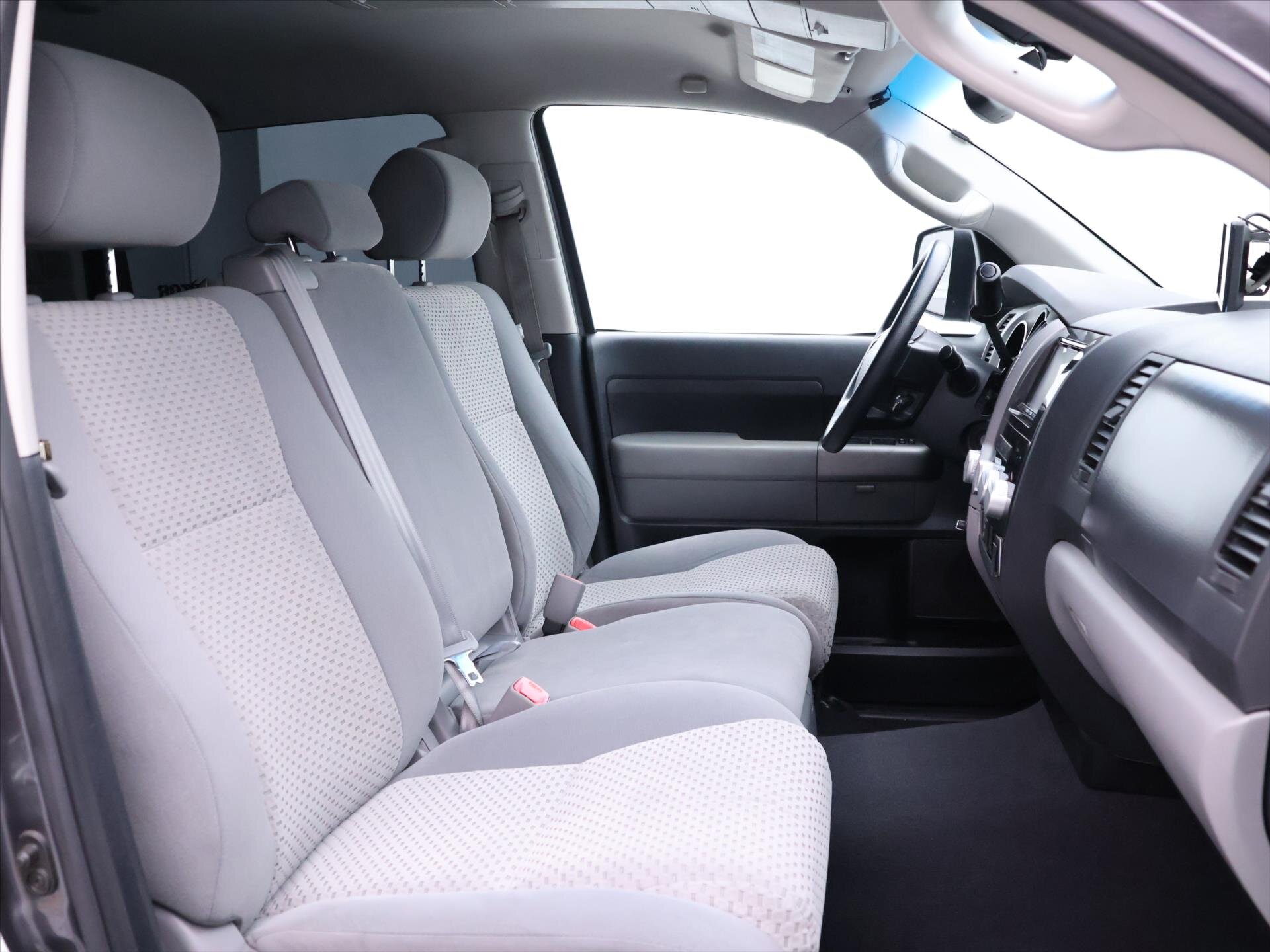 Toyota Tundra Pick-up 5,7 l 285 kw