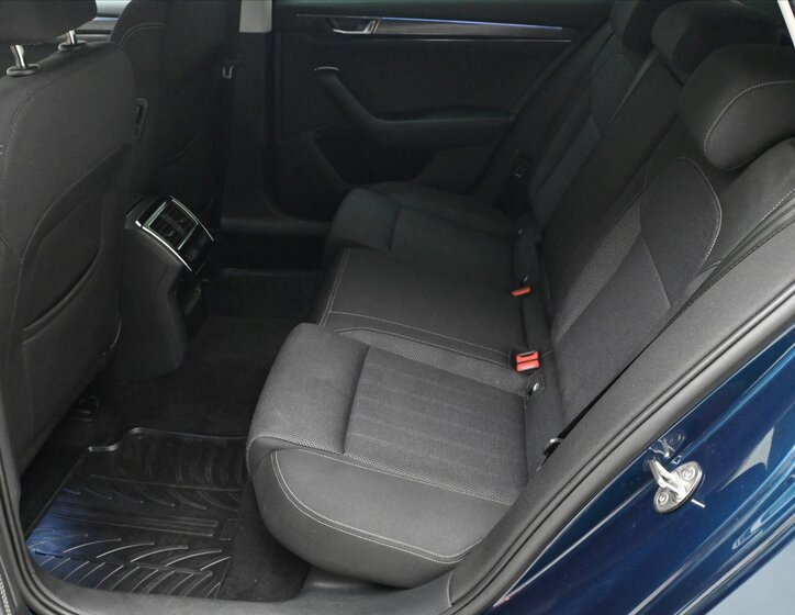 Škoda Superb Kombi 2,0 l 110 kw