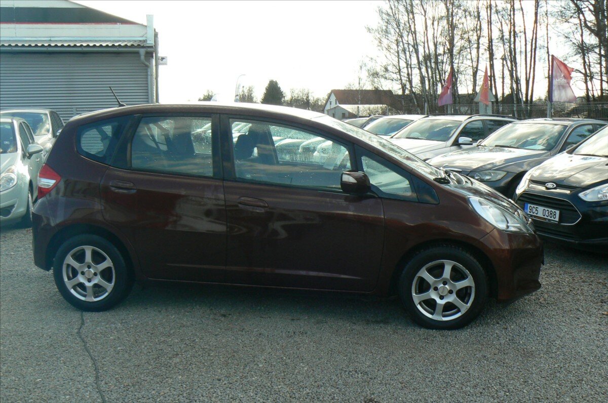 Honda Jazz Hatchback 1,3 l 73 kw