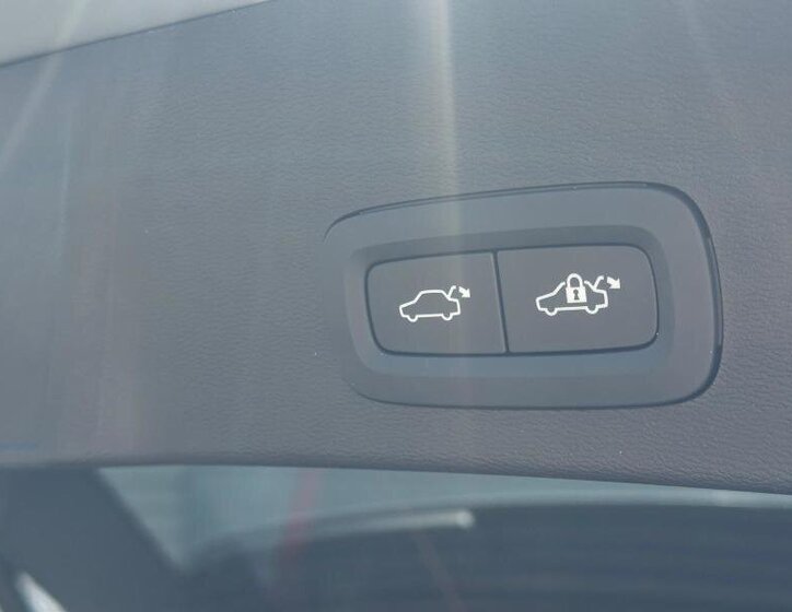 Volvo XC40 SUV 2,0 l 145 kw