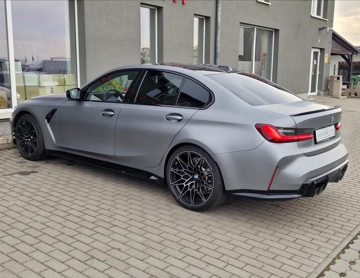 BMW M3 Sedan / Limuzína 3,0 l 390 kw