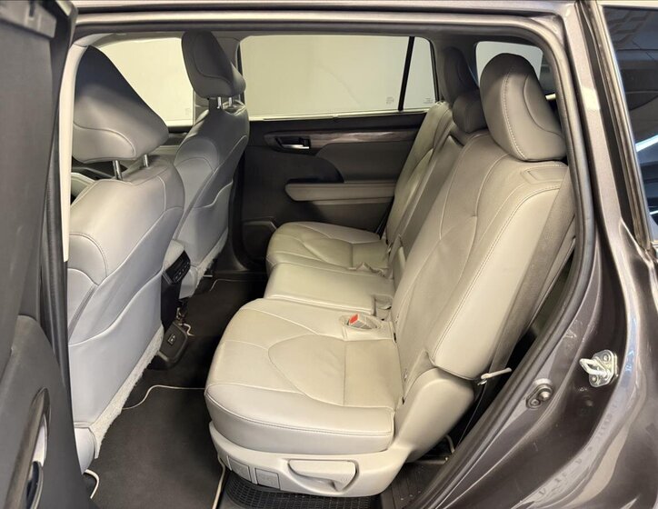 Toyota Highlander SUV 2,5 l 140 kw