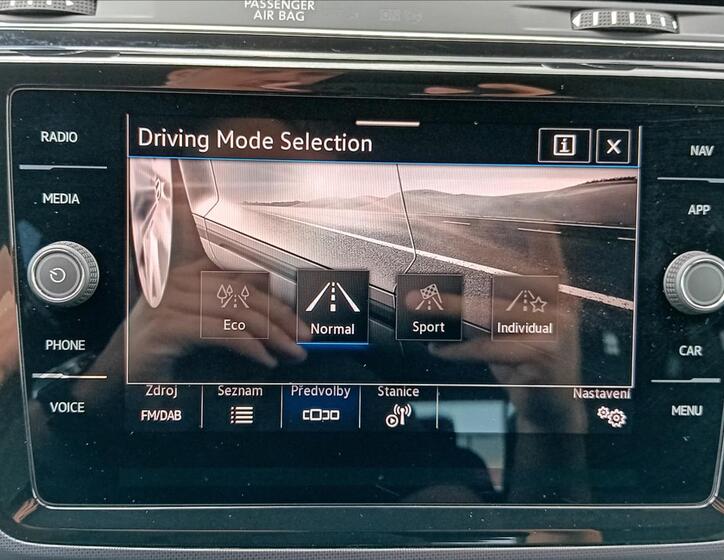 Volkswagen Touran 20