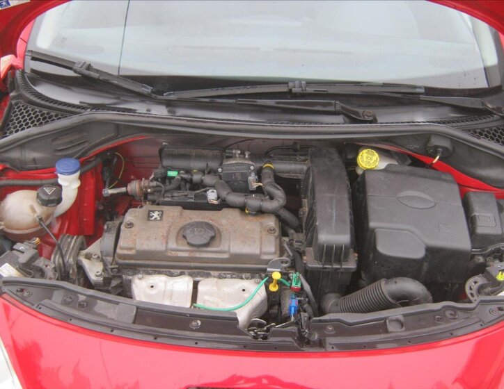 Peugeot 207 Kombi 1,4 l 54 kw