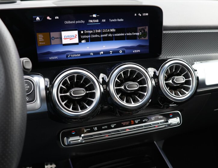 Mercedes-Benz GLB 32