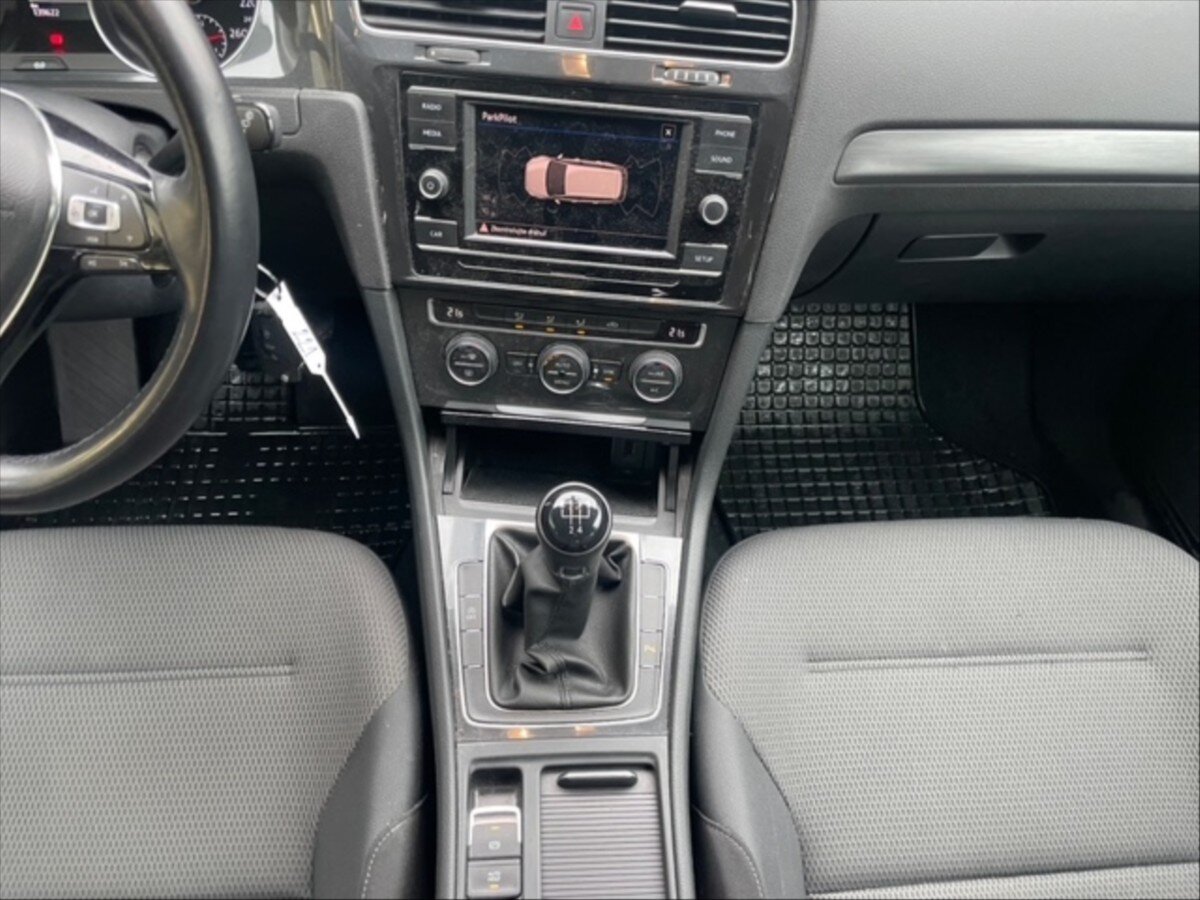 Volkswagen Golf Kombi 1,6 l 85 kw