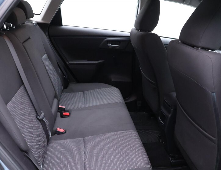 Toyota Auris Hatchback 1,3 l 73 kw