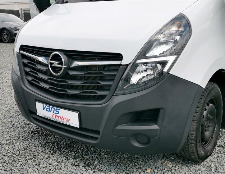 Opel Movano 19