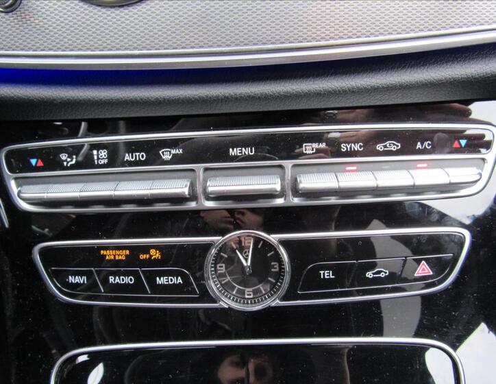 Mercedes-Benz Třídy E 19