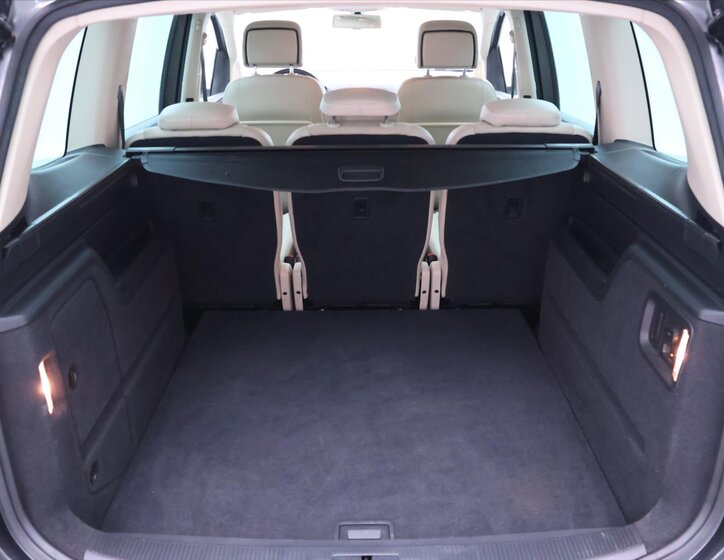 Volkswagen Sharan 10