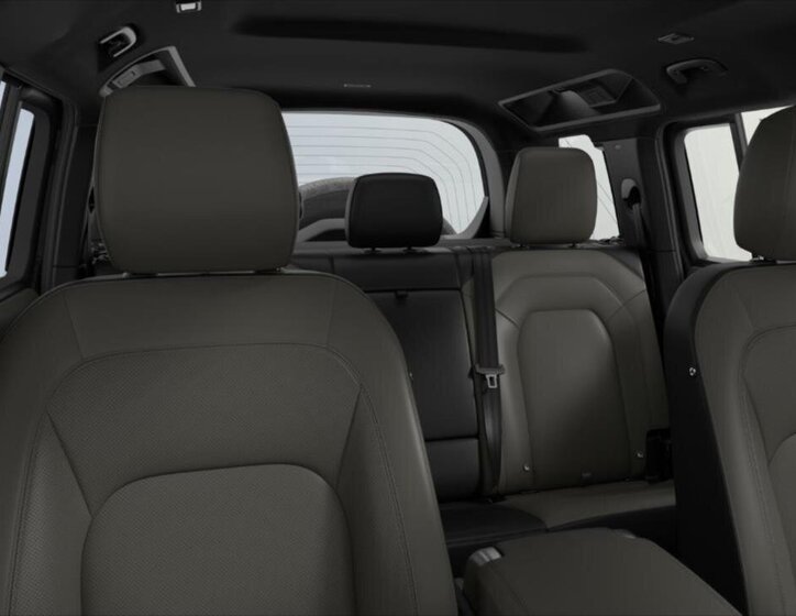 Land Rover Defender SUV 3,0 l 183 kw