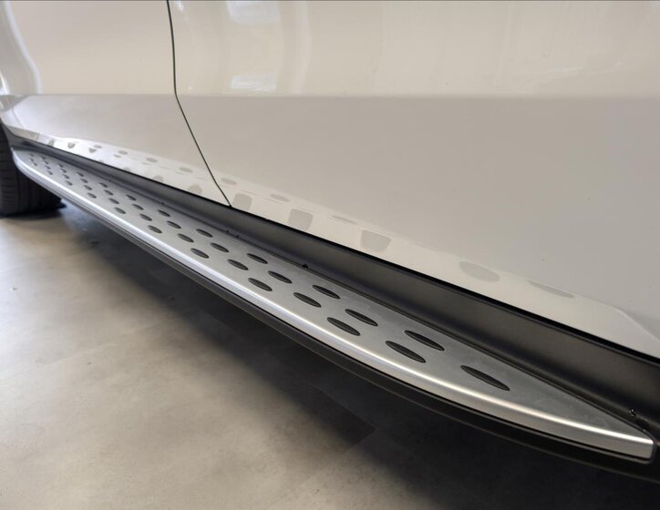 Mercedes-Benz GLC SUV 2,0 l 145 kw