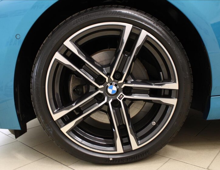 BMW Řada 2 Sedan / Limuzína 1,5 l 100 kw