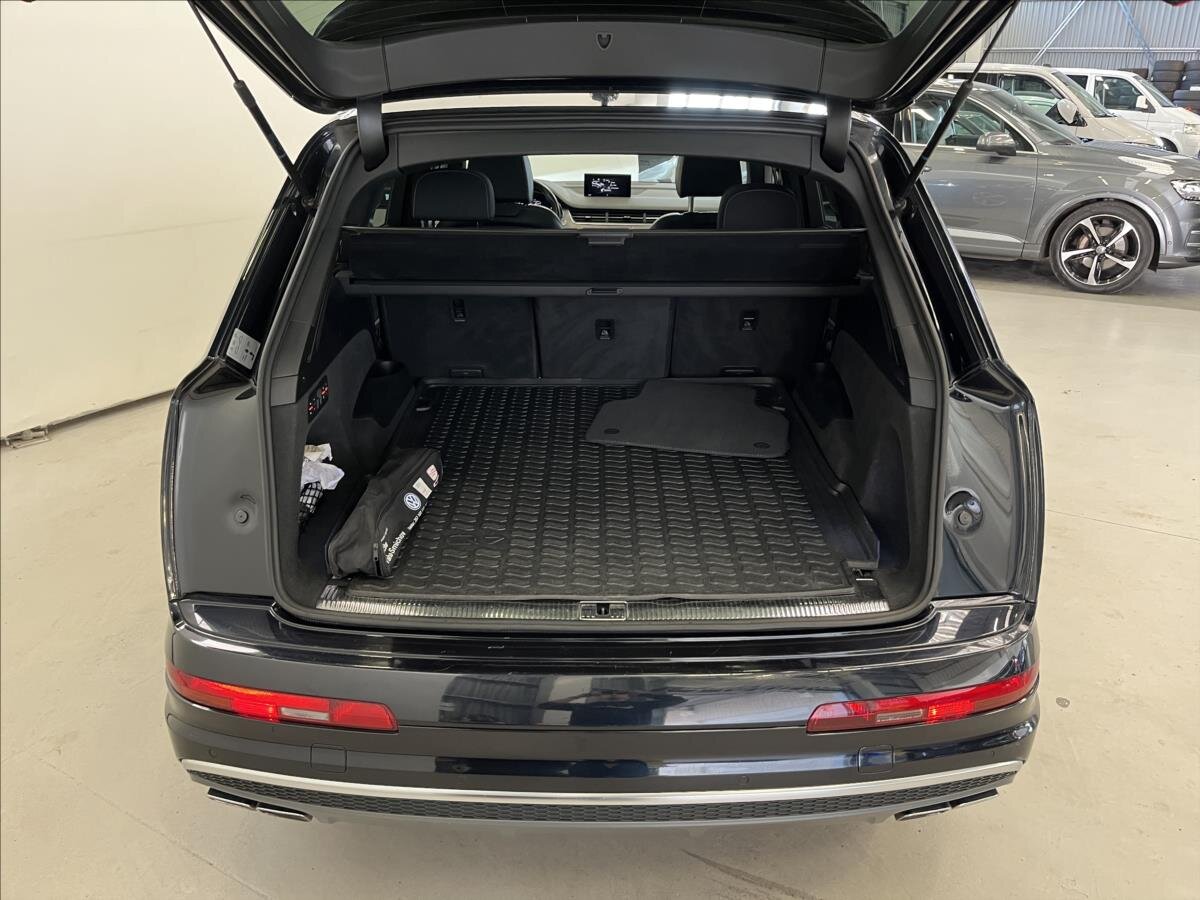 Audi SQ7 SUV / Terénní 4,0 l 320 kw
