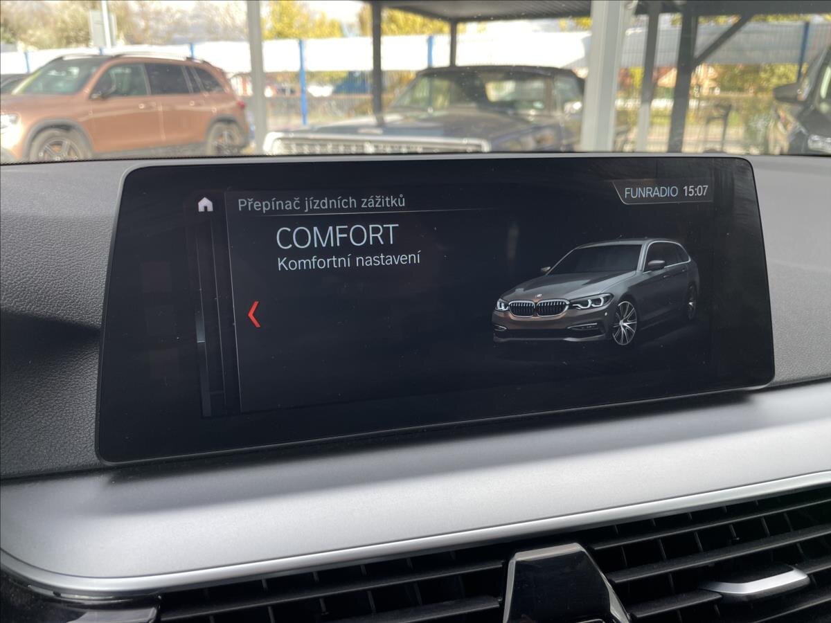 BMW Řada 5 Kombi 2,0 l 140 kw