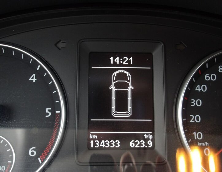 Volkswagen Caddy Skříň 1,6 l 75 kw