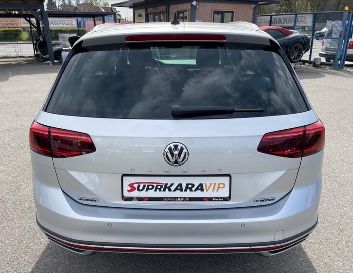 Volkswagen Passat Kombi 2,0 l 140 kw