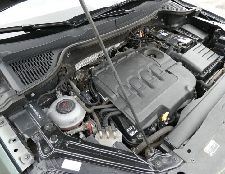 Škoda Karoq SUV 1,6 l 85 kw