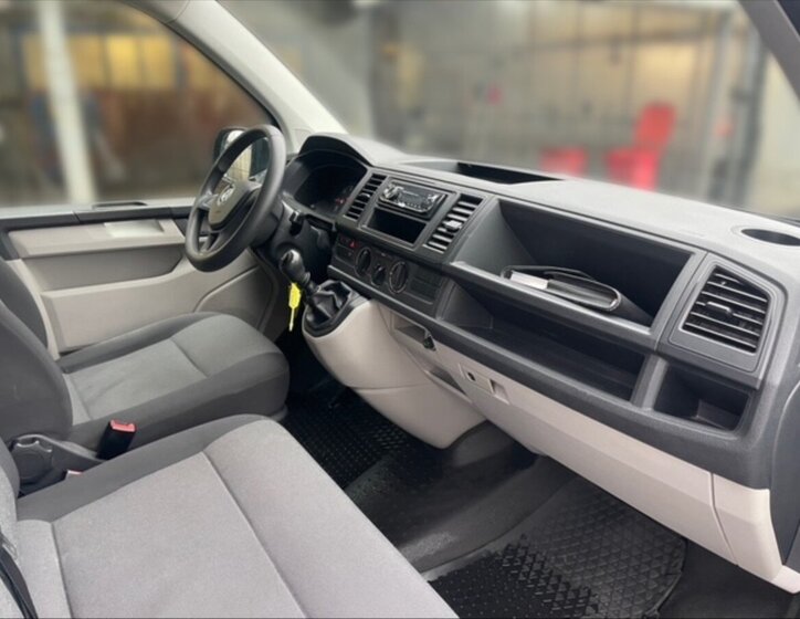 Volkswagen Transporter Skříň 2,0 l 62 kw