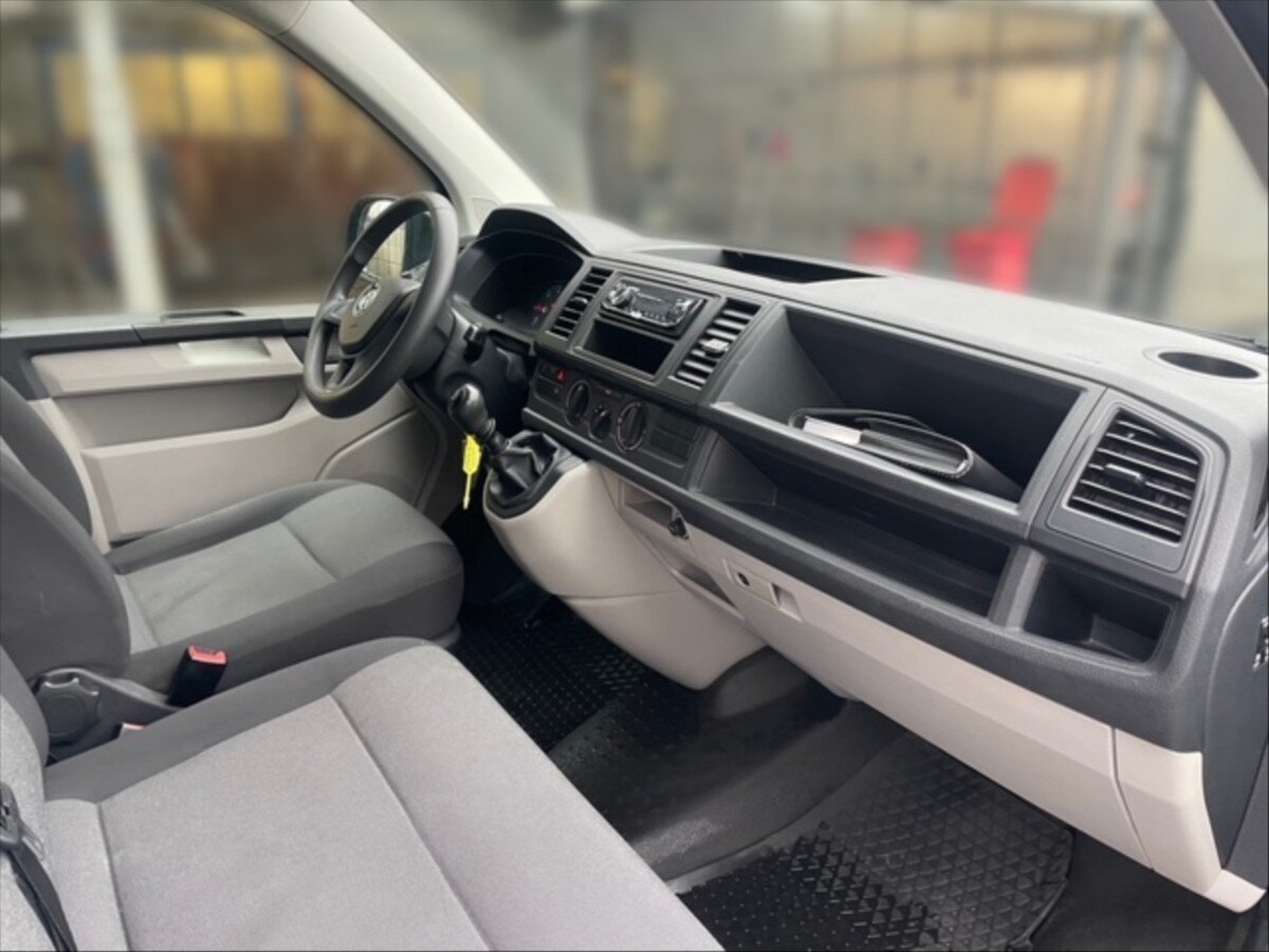 Volkswagen Transporter Skříň 2,0 l 62 kw