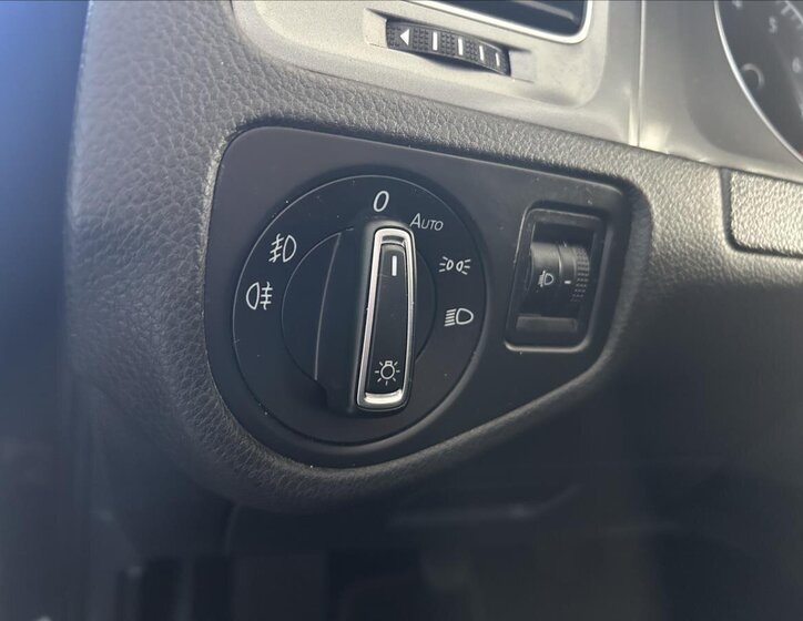 Volkswagen Golf Hatchback 1,2 l 81 kw