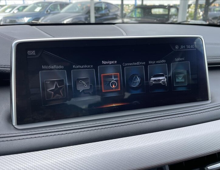 BMW X6 SUV 3,0 l 230 kw