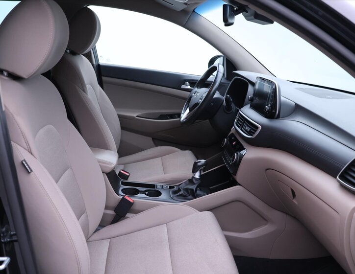 Hyundai Tucson SUV 1,6 l 100 kw