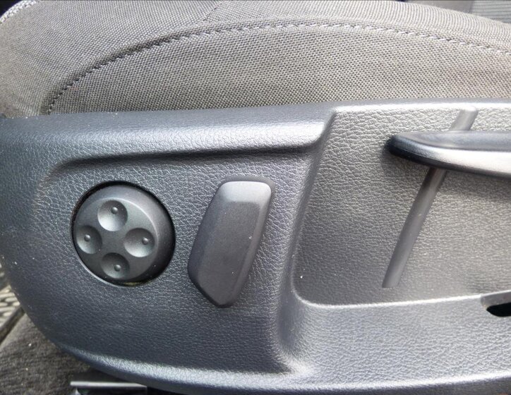 Volkswagen Passat Kombi 2,0 l 130 kw