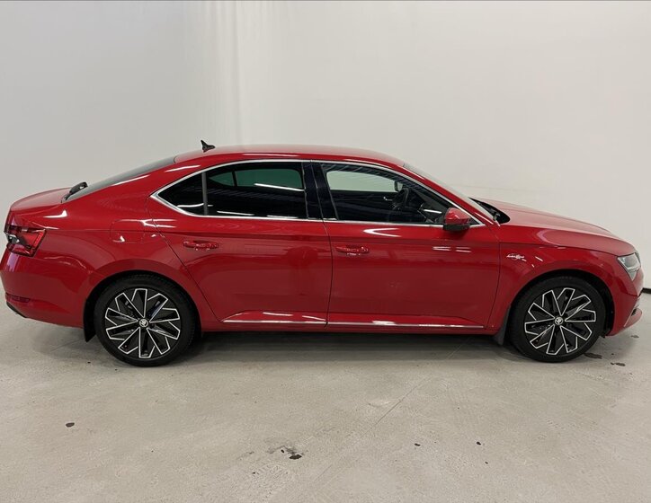 Škoda Superb Liftback 2,0 l 206 kw