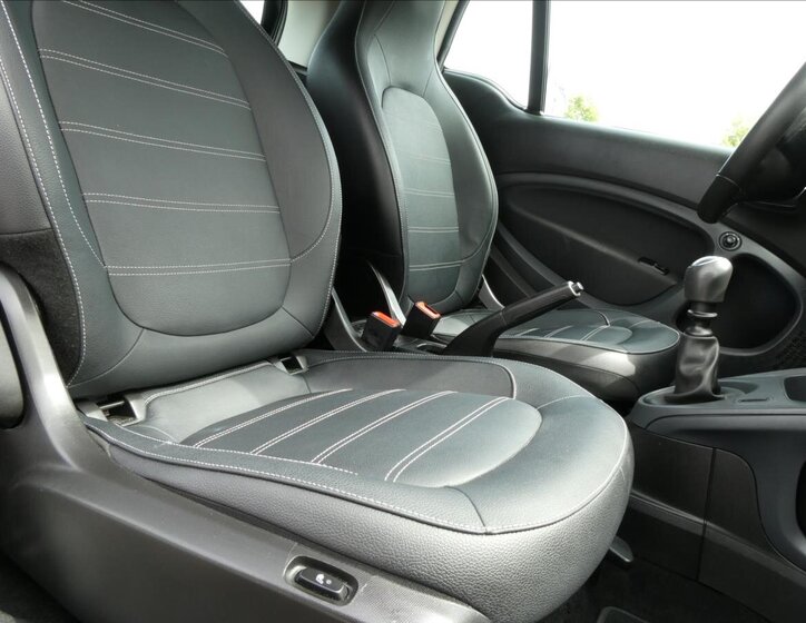 Smart Fortwo Hatchback 898,0 66 kw