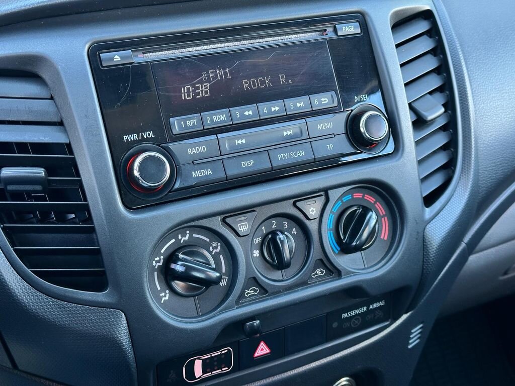 Mitsubishi L200 Pick-up 2,4 l 113 kw