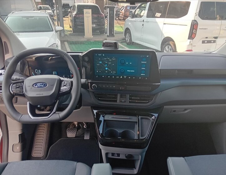 Ford Tourneo Custom Kombi 2,0 l 125 kw