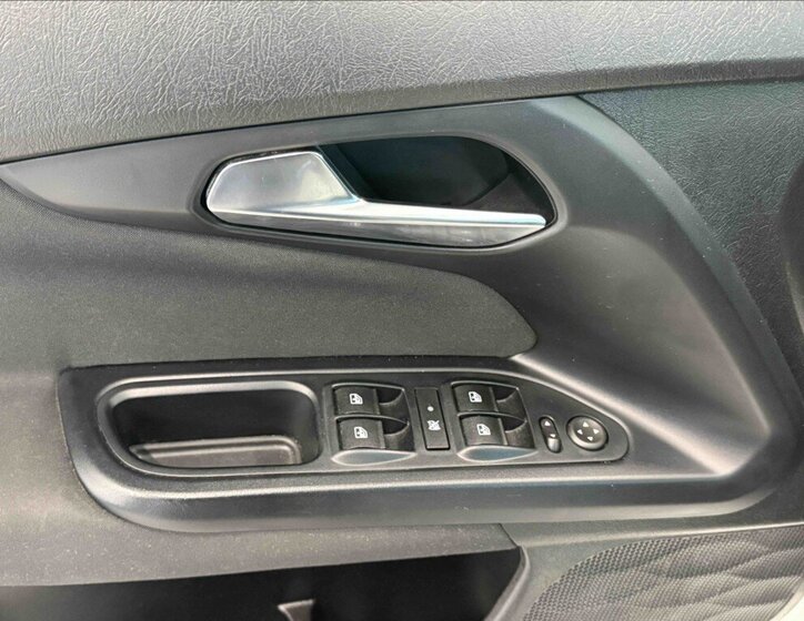 Fiat Tipo Kombi 999,0 73 kw