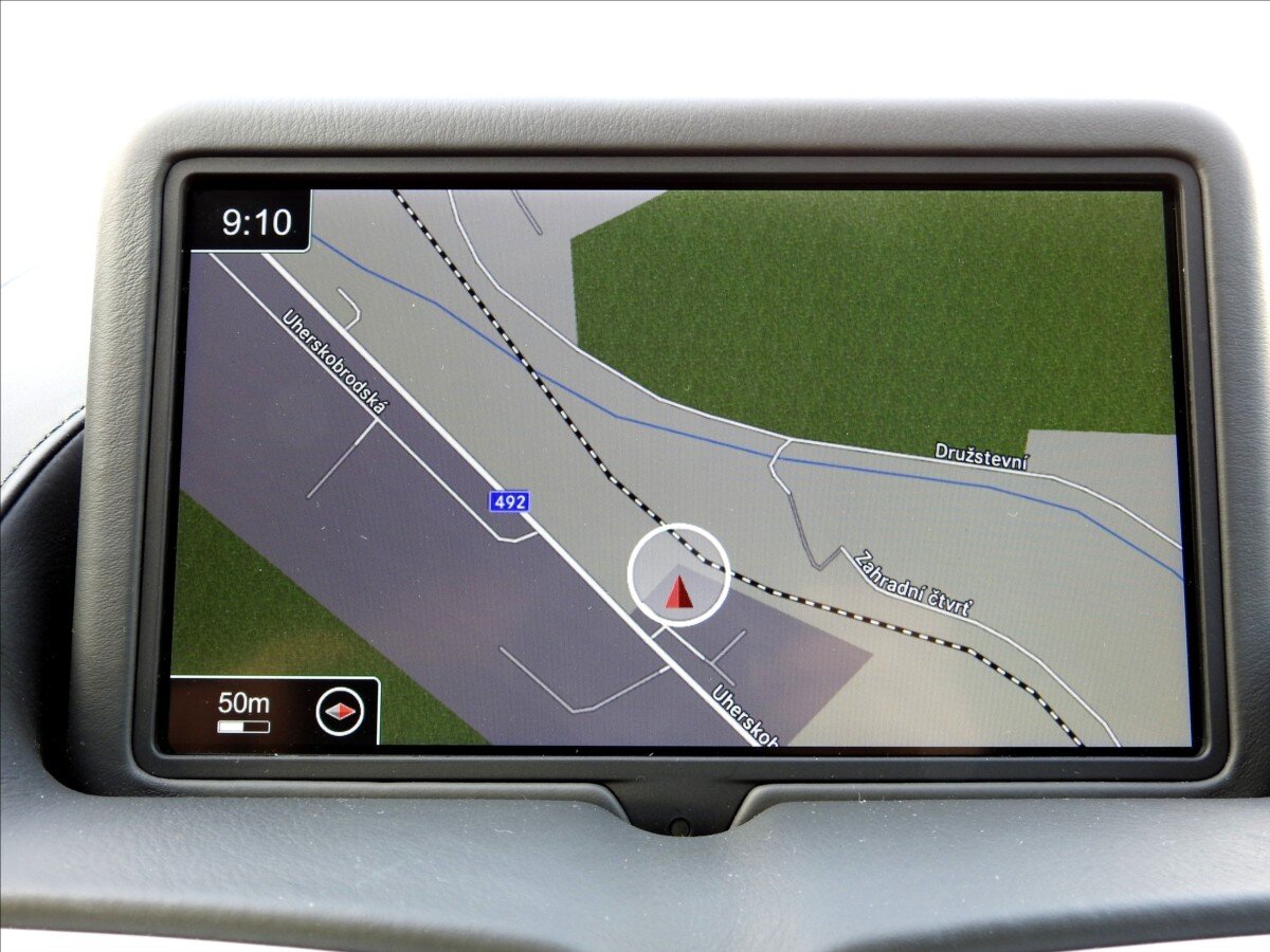 Aston Martin Vantage Kupé 4,0 l 375 kw