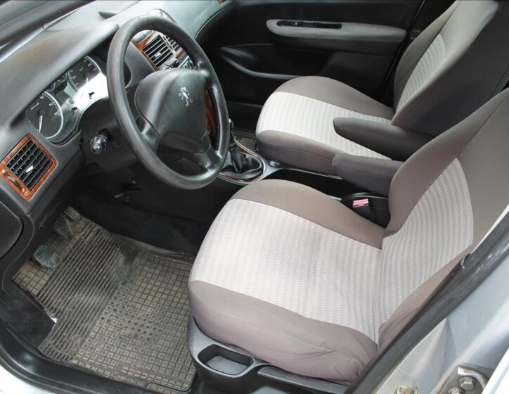 Peugeot 307 Hatchback 1,6 l 80 kw