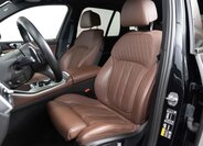 BMW X5 SUV / Terénní 3,0 l 360 kw