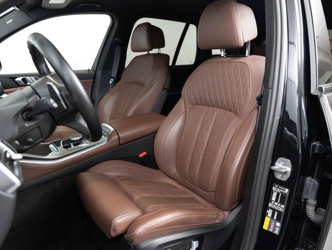 BMW X5 SUV / Terénní 3,0 l 360 kw