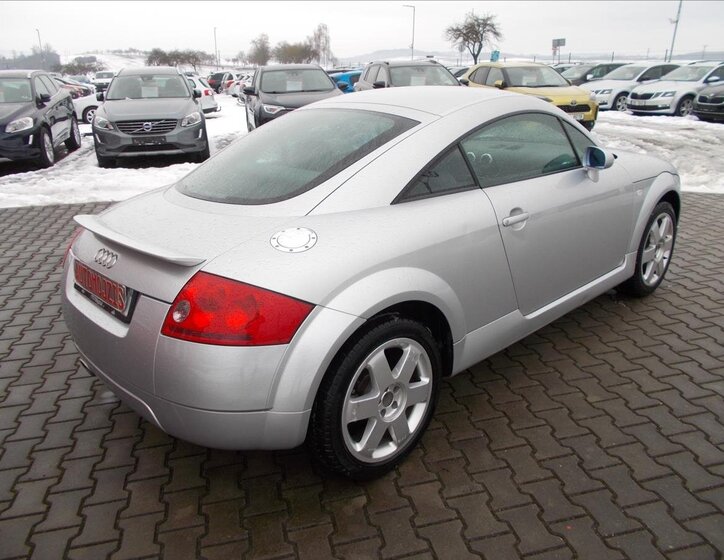 Audi TT 12