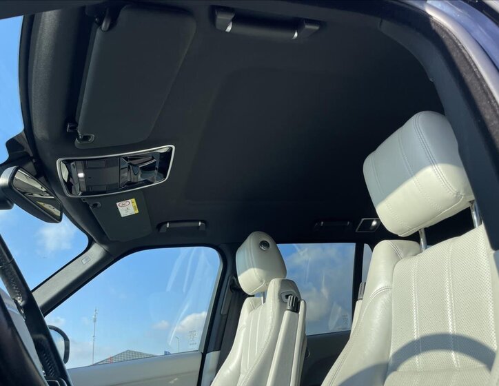 Land Rover Range Rover SUV / Terénní 4,4 l 250 kw