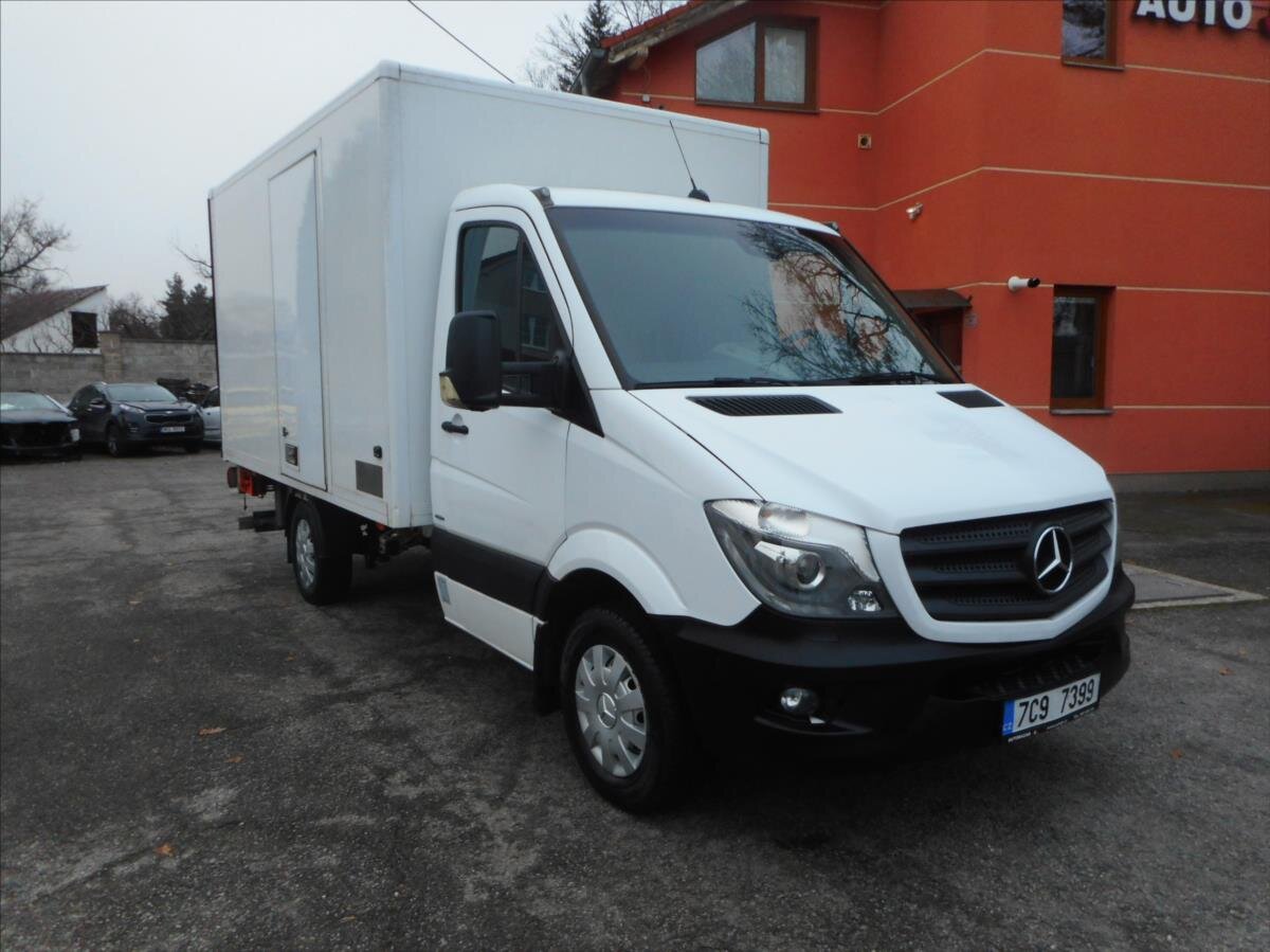 Mercedes-Benz Sprinter Skříň 2,1 l 120 kw