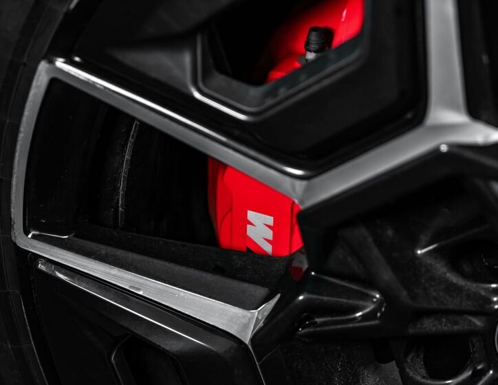 BMW XM SUV 4,4 l 360 kw