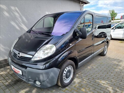 Opel Vivaro VAN-Minibus 2,5 l 107 kw