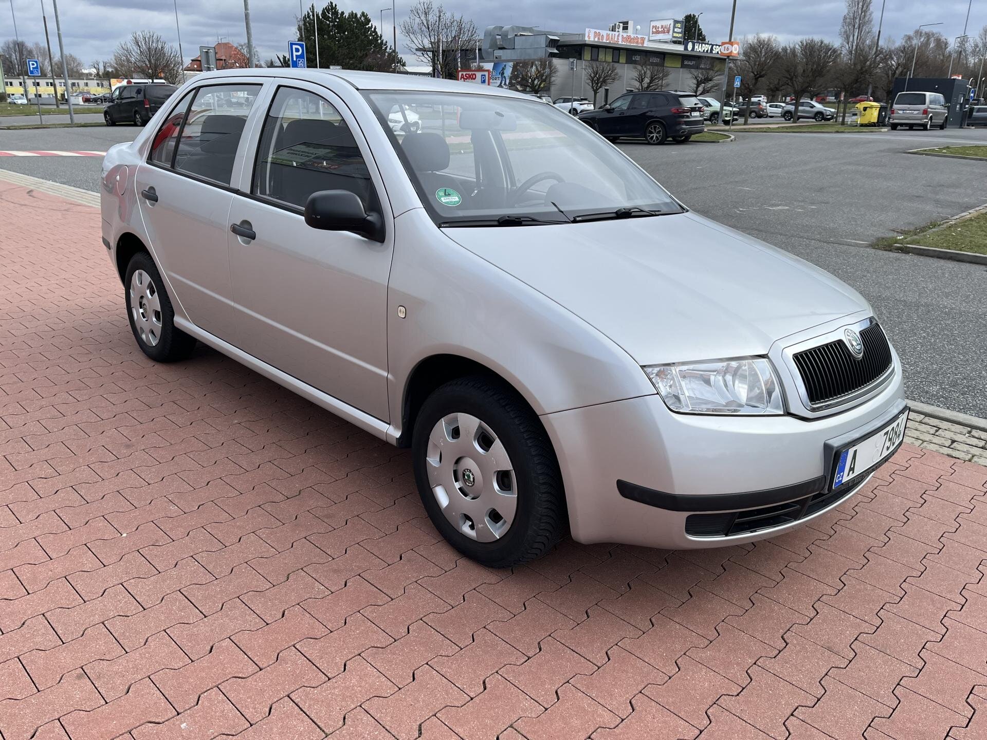 Škoda Fabia Sedan / Limuzína 1,4 l 55 kw